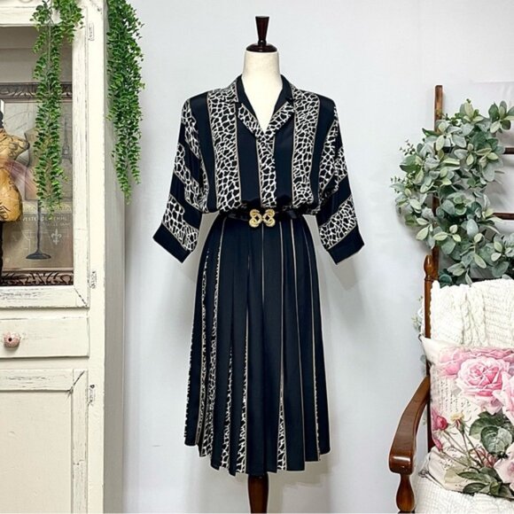 Vintage 80s Belted Midi Dress Size S Black Striped Animal Print Peekaboo Pleat - Picture 1 of 9